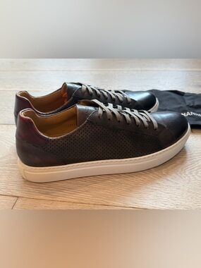 100% Authentic Magnanni Perforated Leather Low-Top Sneakers - Dark Brown